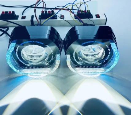 Angel eyes - projecteur led bi-led 3 pouces - 2 lasers 5D RGB type L