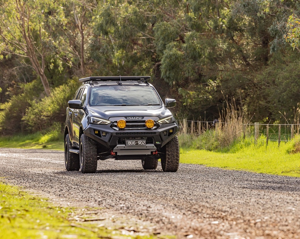 Raid Bull Bar & Lights Kit