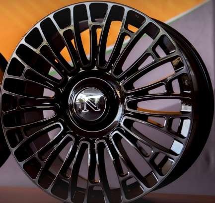 Jante CL-105 (YA9656) 20X8.5 12X130/139.7 ET35 CB.106 B-PBP