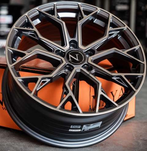 Jante ALPHA-3 (YA5640) 18X8.0 5X113 ET38 CB.73.1 B-P
