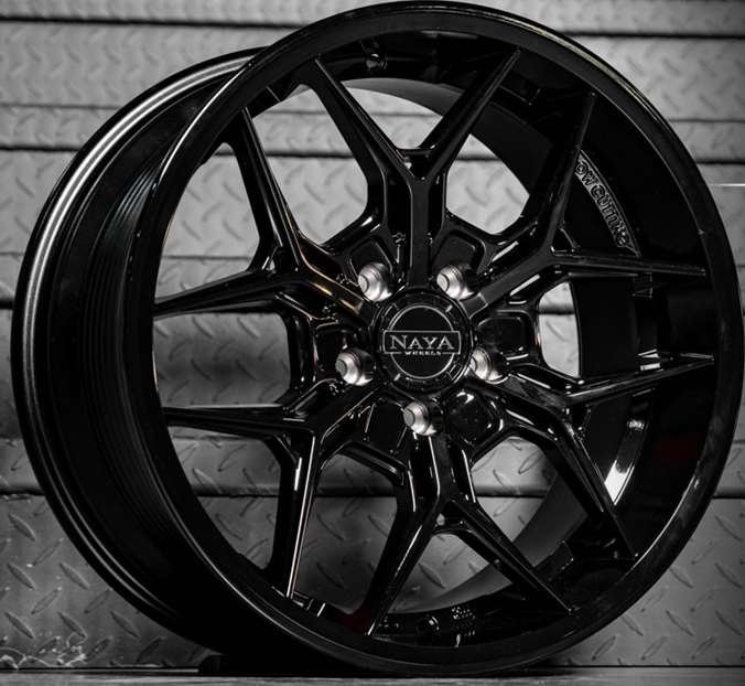 Jante ALPHA-T6 18X9.0 6X139.7 ET35 CB.106.1 NOIR BRILLANT