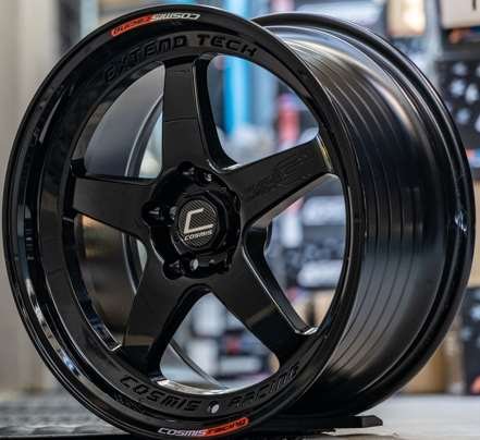 Jante TYPE-GV.2 (YA9994) 18X10.5 5X114.3 ET8 CB.73.1 NOIR PROFOND
