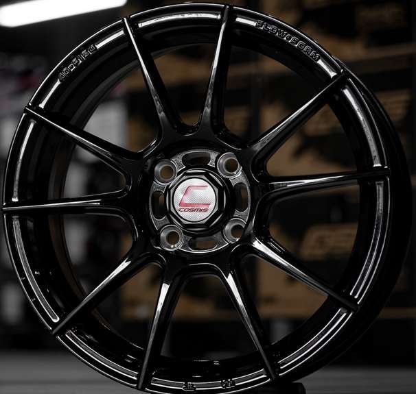 Jante TURISMO V.2 (YA3953) 15X6.5 4X100 ET35 CB.67.1 NOIR